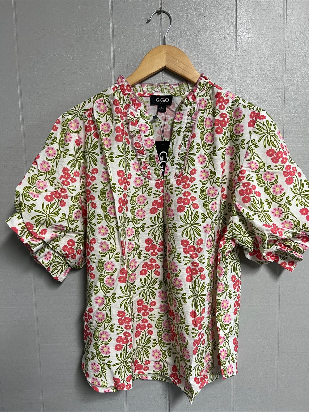 NWT GiGio USA Floral Pink & Green Top Blouse Shirt Large Pink Green Yellow - Picture 3 of 14